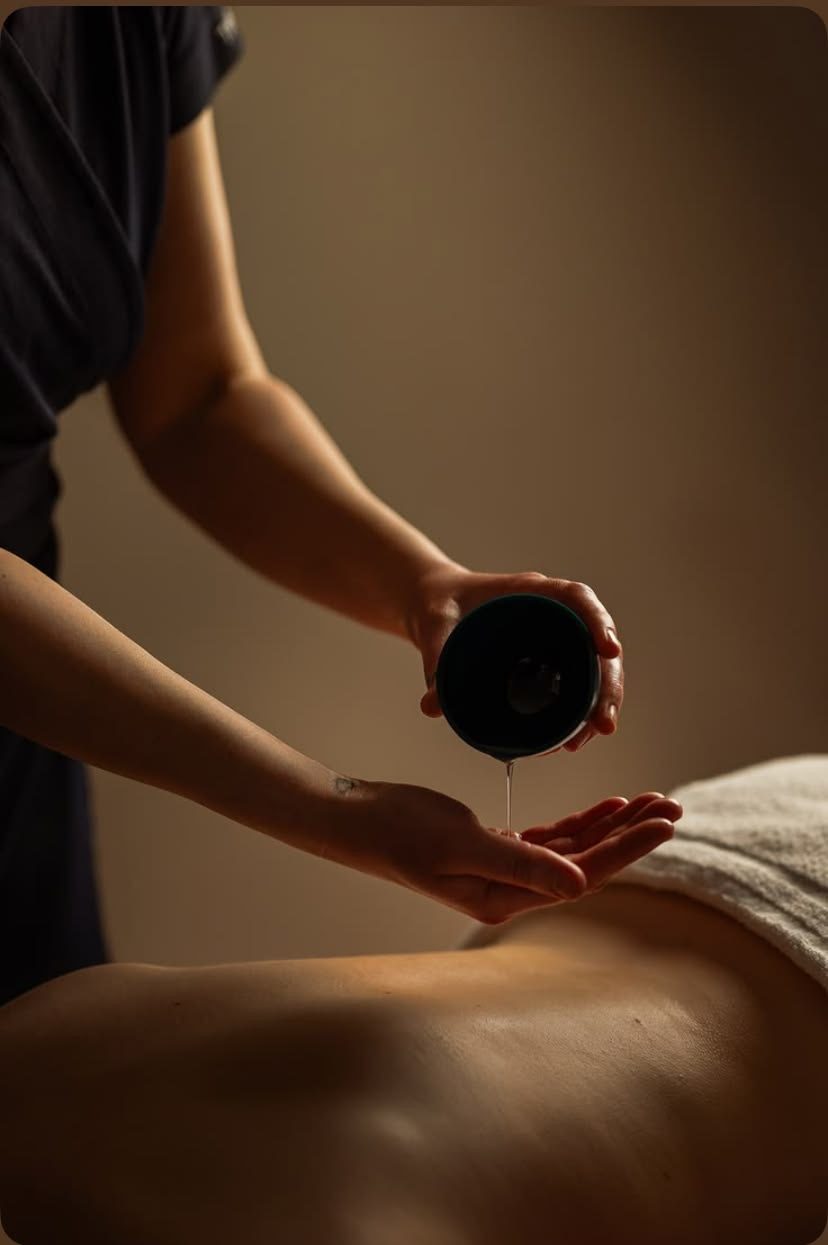 In-bungalow massage at Sĕni